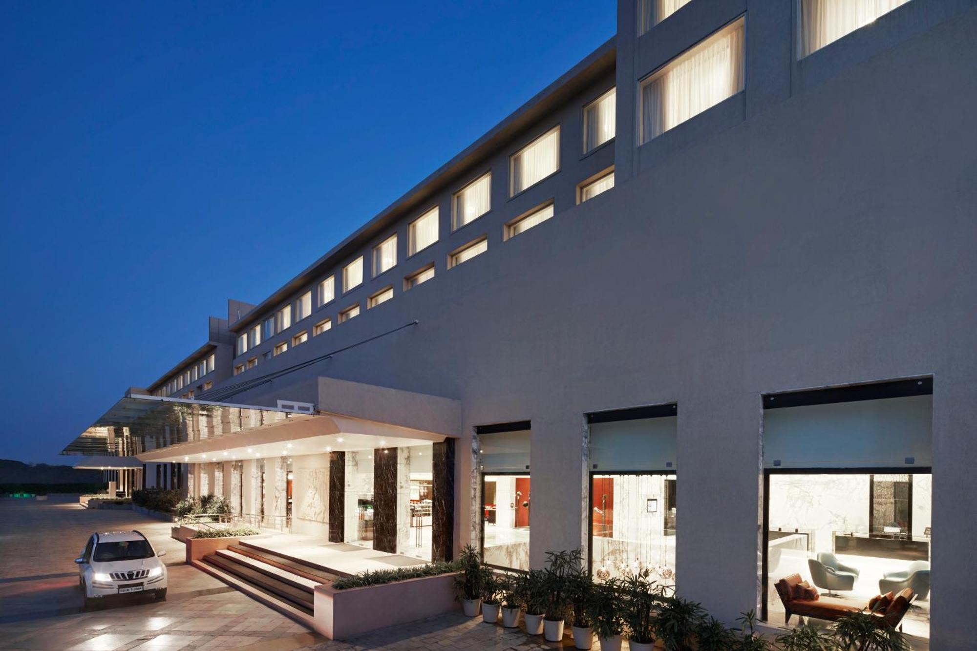 Courtyard By Marriott Bilaspur Exteriér fotografie